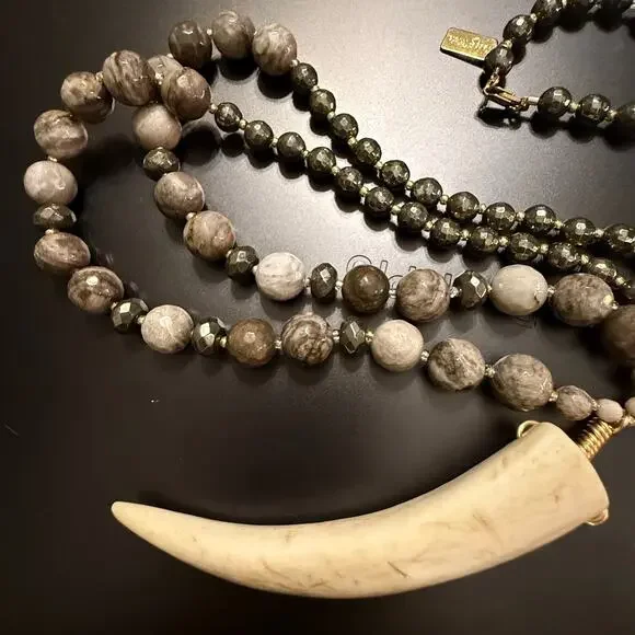 Tess & Tricia 14K Gold Filled Long Horn Beaded Necklace - Picture 4 of 8